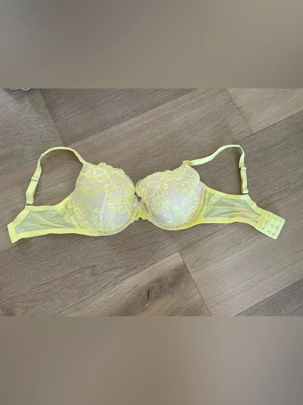 Body by Victoria's Secret Lined Perfect Coverage - Picture 1 of 3